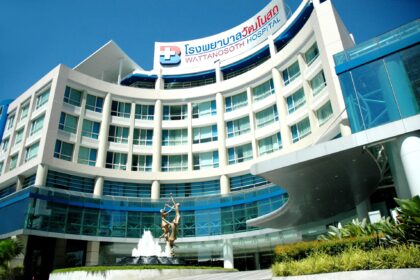مستشفى بانكوك الدولي في تايلاند